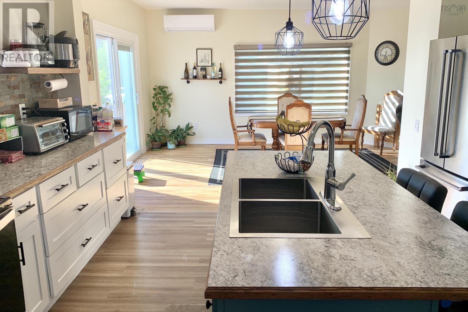 37 Morris Street, Springhill, Nova Scotia  B0M 1X0 - Photo 13 - 202517017