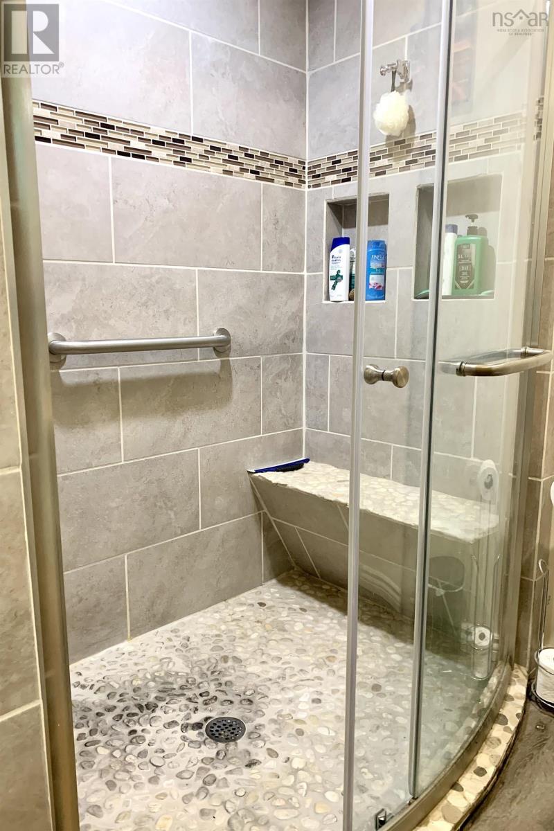 37 Morris Street, Springhill, Nova Scotia  B0M 1X0 - Photo 21 - 202517017