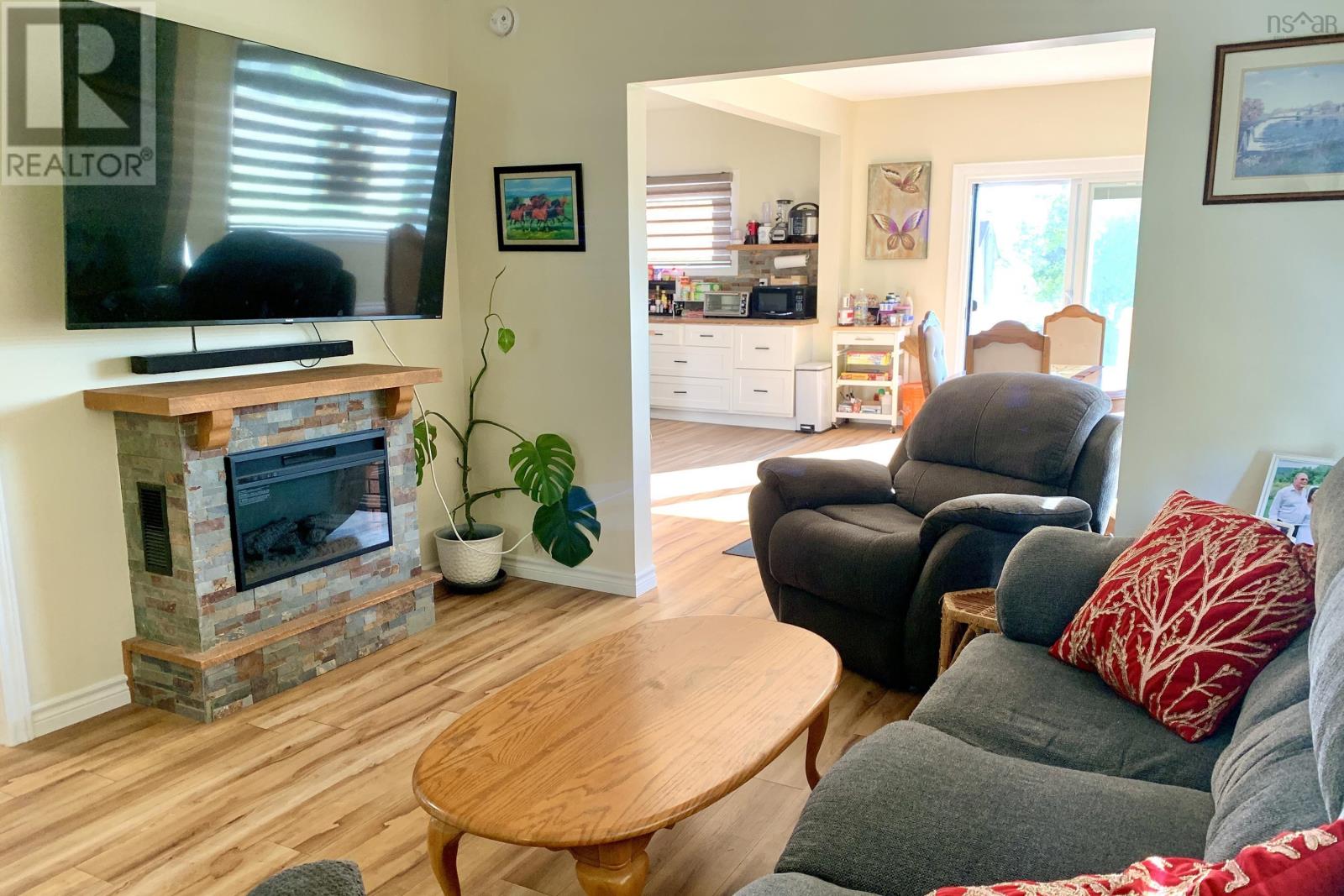 37 Morris Street, Springhill, Nova Scotia  B0M 1X0 - Photo 17 - 202517017