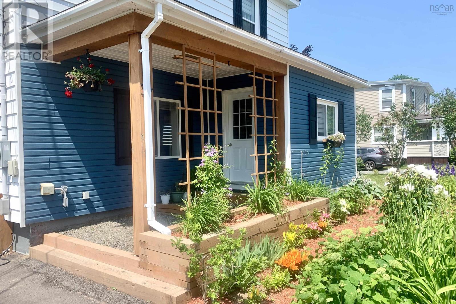 37 Morris Street, Springhill, Nova Scotia  B0M 1X0 - Photo 6 - 202517017