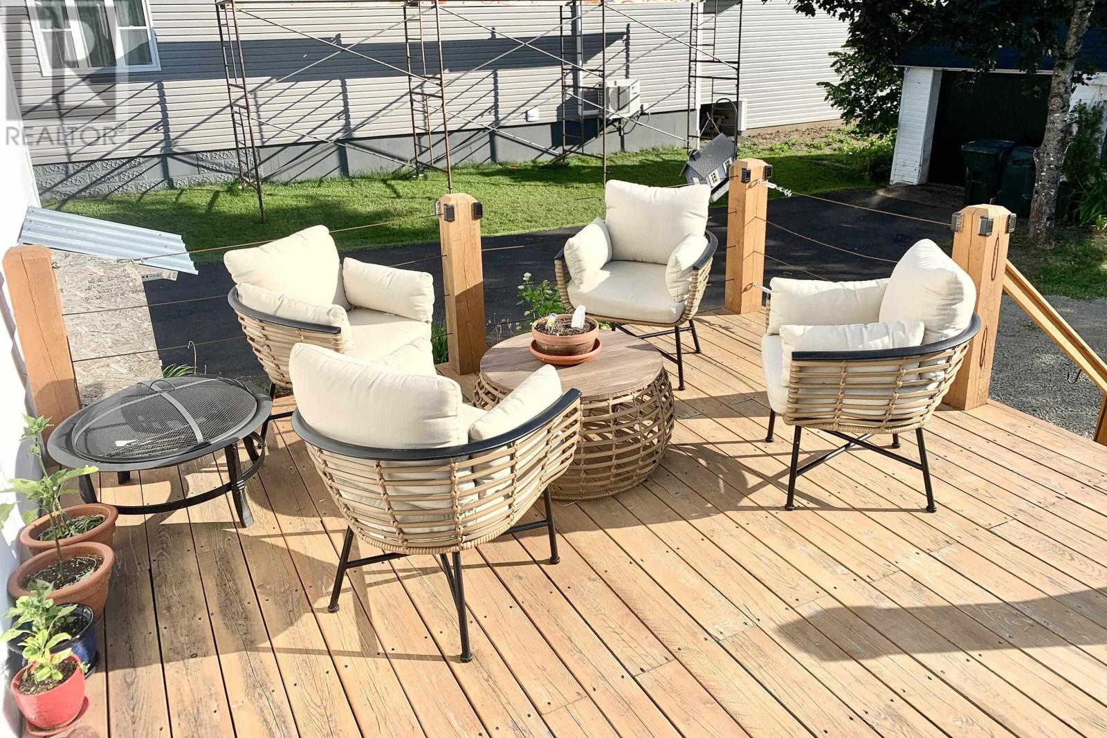 37 Morris Street, Springhill, Nova Scotia  B0M 1X0 - Photo 8 - 202517017