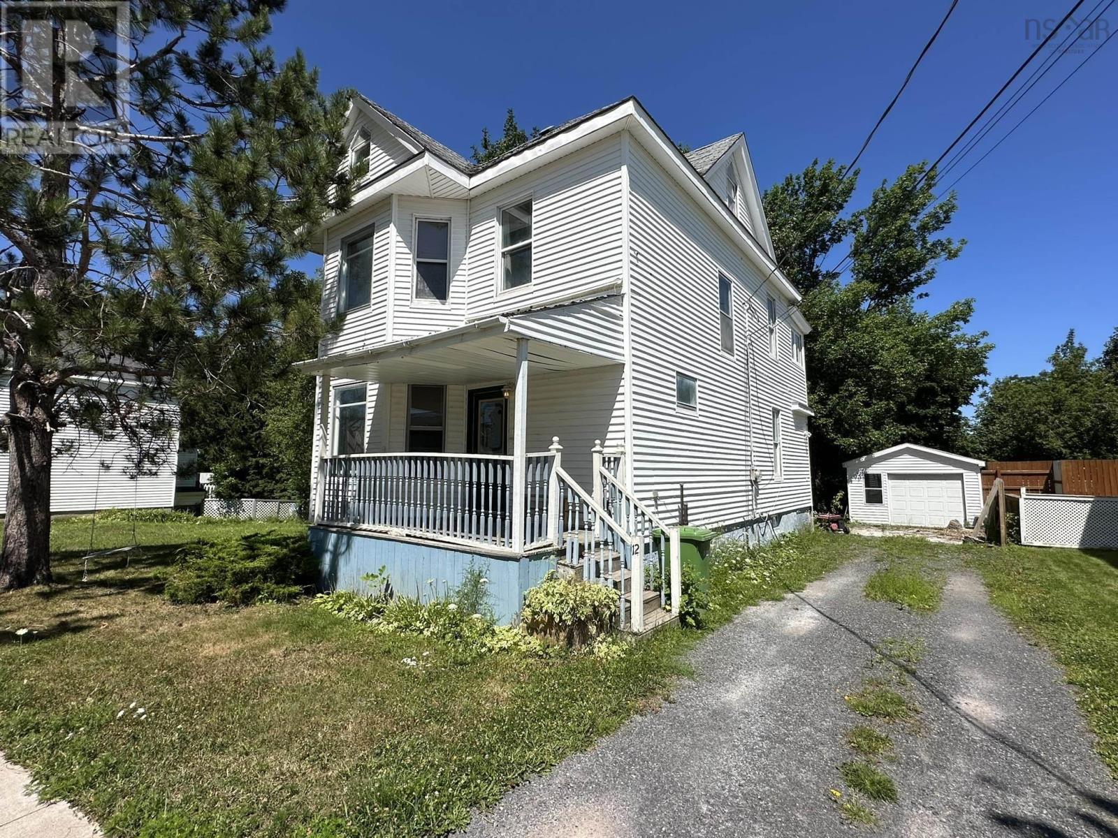 12 Fairview Avenue, Stellarton, Nova Scotia  B0K 1S0 - Photo 1 - 202520030