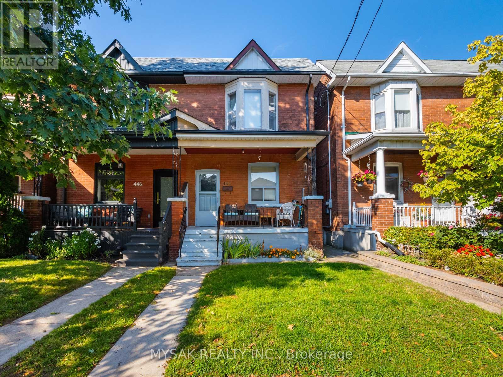 Property at 448 WILLARD AVENUE image 4