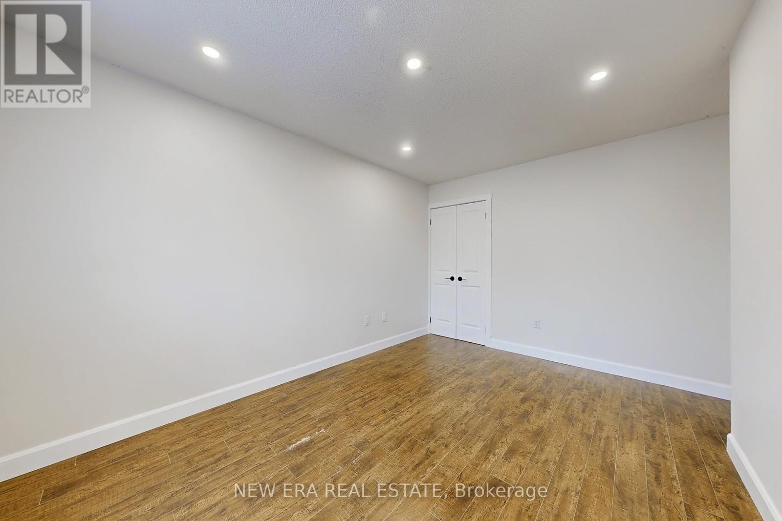 96 Toba Crescent, Brampton (Heart Lake), Ontario  L6Z 4R8 - Photo 29 - W12405957
