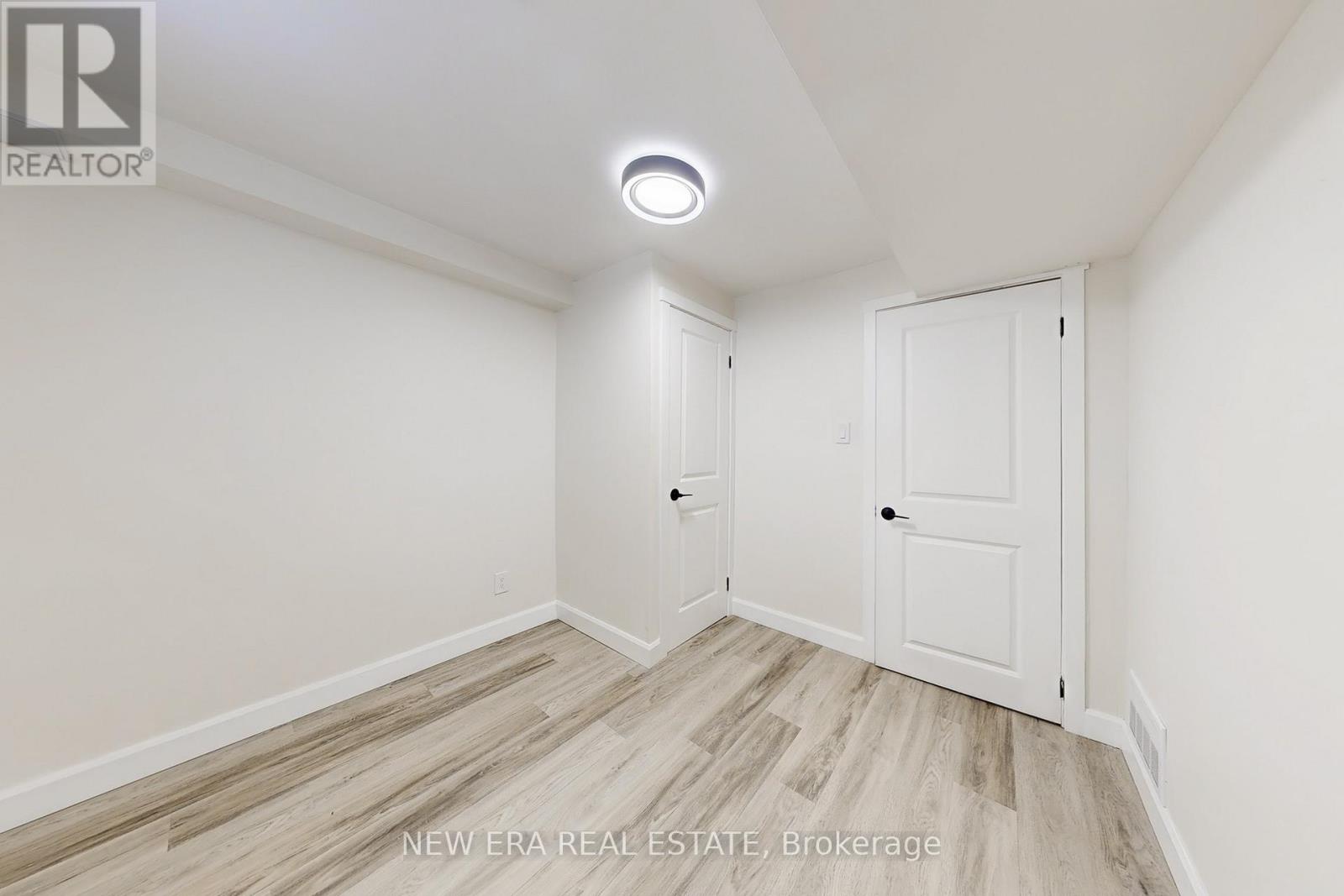 96 Toba Crescent, Brampton (Heart Lake), Ontario  L6Z 4R8 - Photo 42 - W12405957