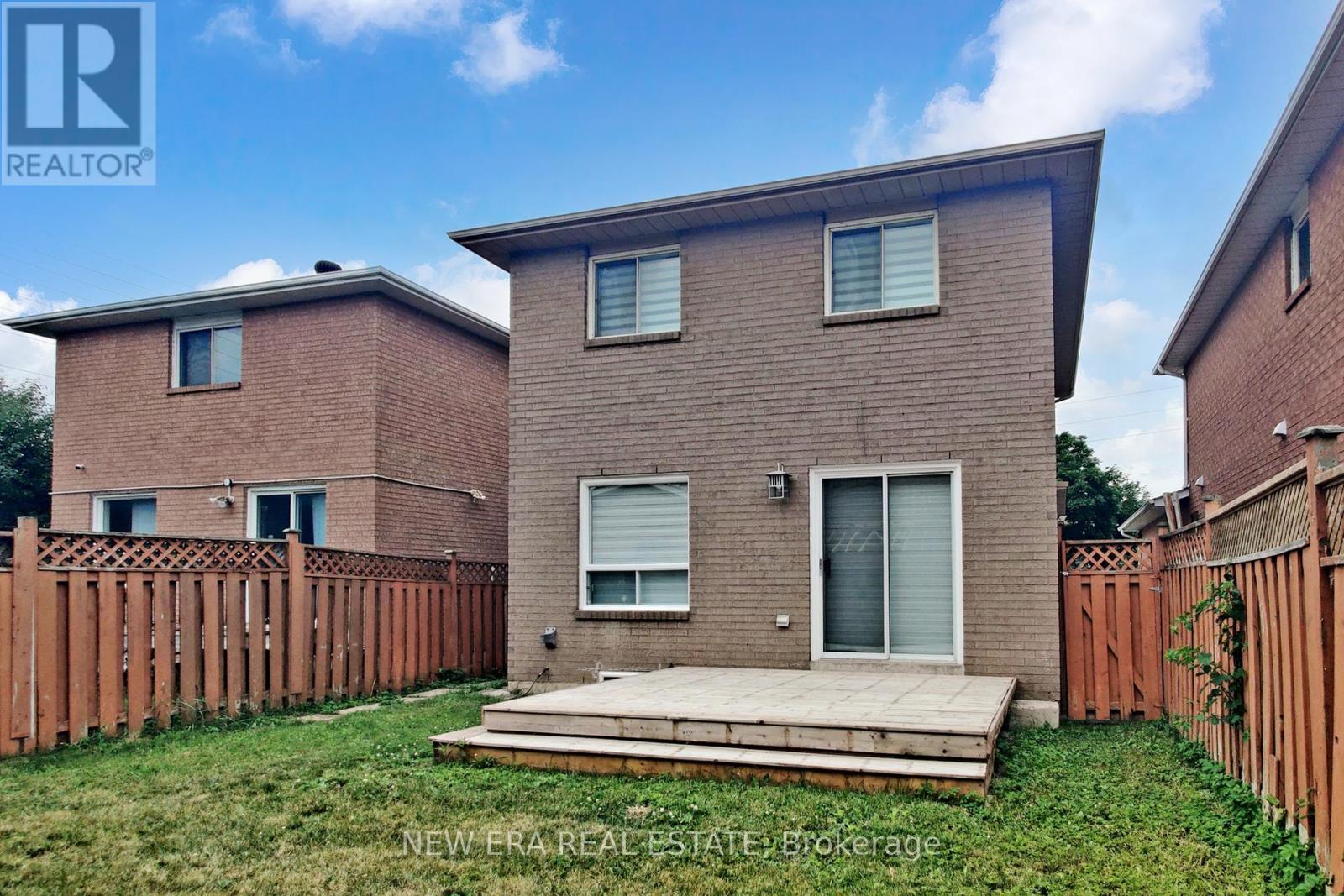 96 Toba Crescent, Brampton (Heart Lake), Ontario  L6Z 4R8 - Photo 46 - W12405957