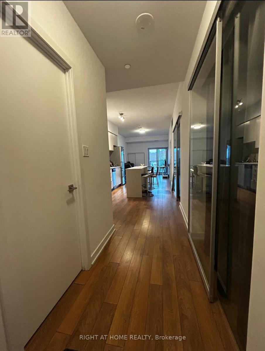 706 - 2433 Dufferin Street, Toronto (Briar Hill-Belgravia), Ontario  M6E 3T3 - Photo 2 - W12405967