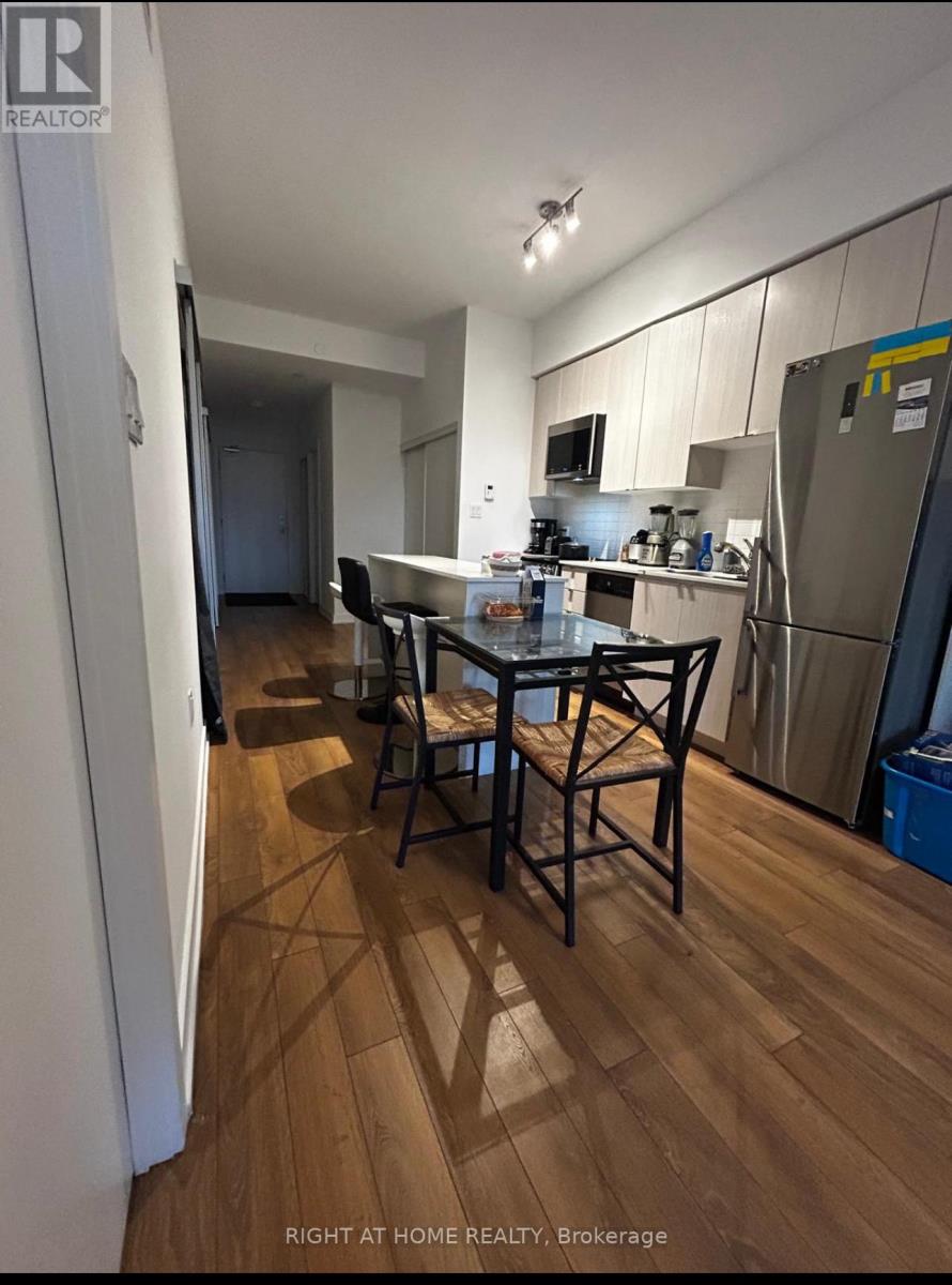 706 - 2433 Dufferin Street, Toronto (Briar Hill-Belgravia), Ontario  M6E 3T3 - Photo 4 - W12405967
