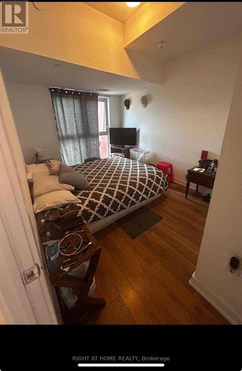 706 - 2433 Dufferin Street, Toronto (Briar Hill-Belgravia), Ontario  M6E 3T3 - Photo 5 - W12405967