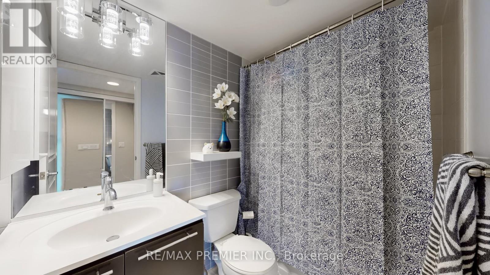 809 - 235 Sherway Gardens Road, Toronto (Islington-City Centre West), Ontario  M9C 0A2 - Photo 15 - W12405969