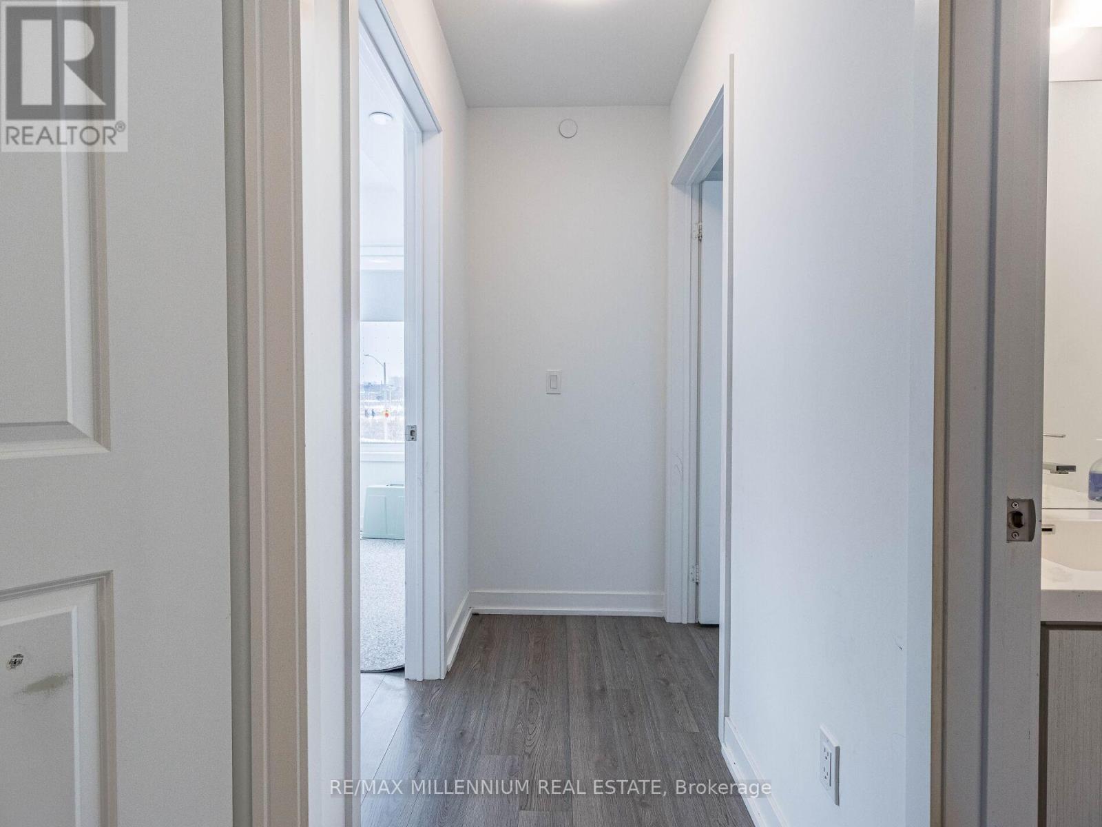 116 - 155 Downsview Park Boulevard, Toronto (Downsview-Roding-Cfb), Ontario  M3K 0E3 - Photo 20 - W12405972