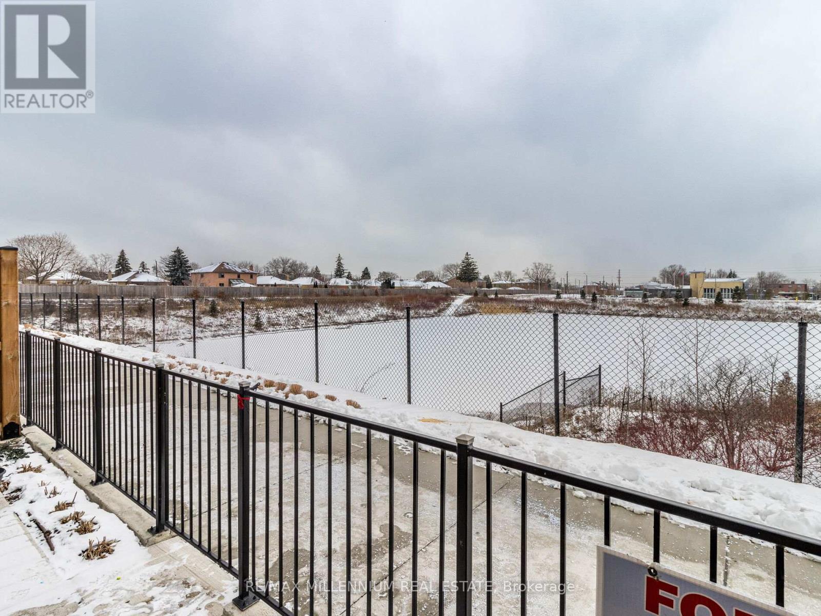 116 - 155 Downsview Park Boulevard, Toronto (Downsview-Roding-Cfb), Ontario  M3K 0E3 - Photo 37 - W12405972