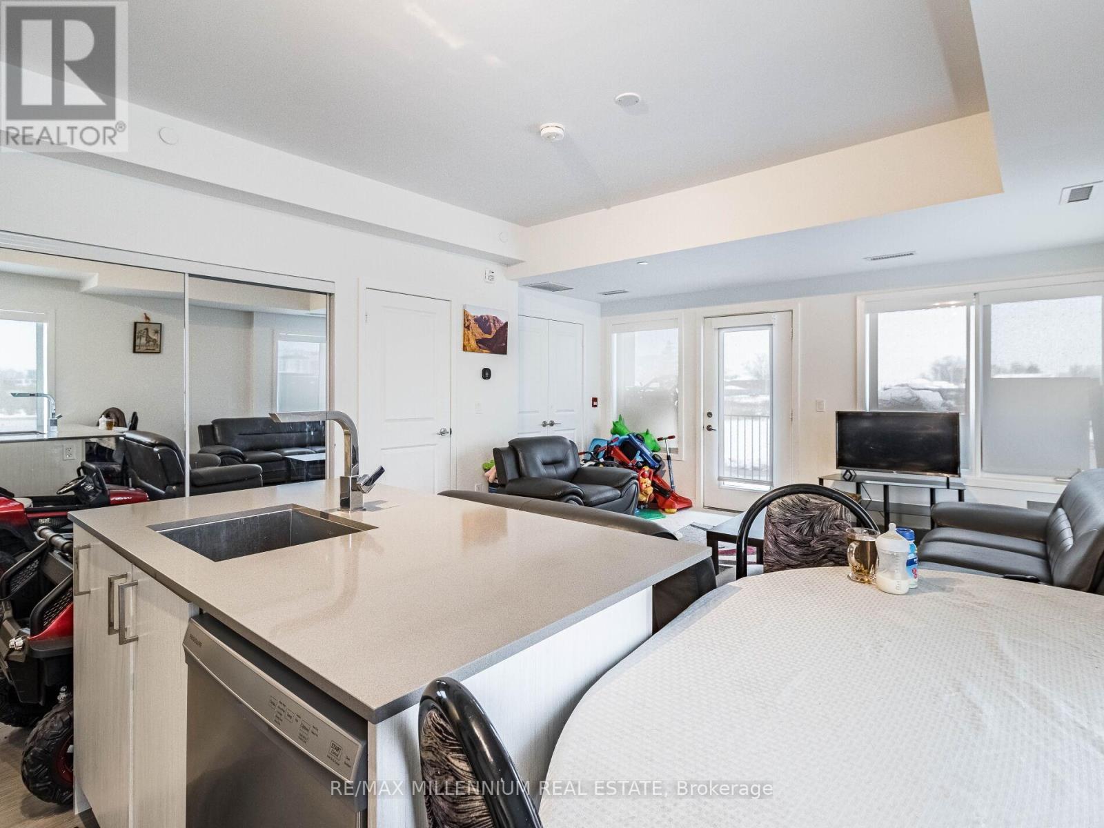 116 - 155 Downsview Park Boulevard, Toronto (Downsview-Roding-Cfb), Ontario  M3K 0E3 - Photo 9 - W12405972