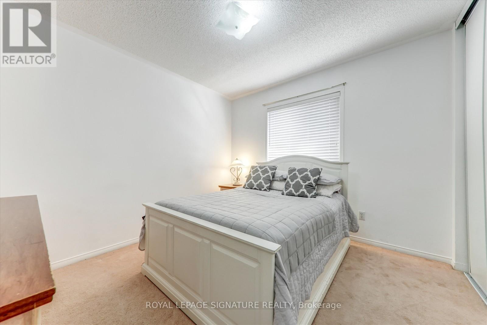 72 Fairhill Avenue, Brampton, Ontario  L7A 2E8 - Photo 22 - W12405978