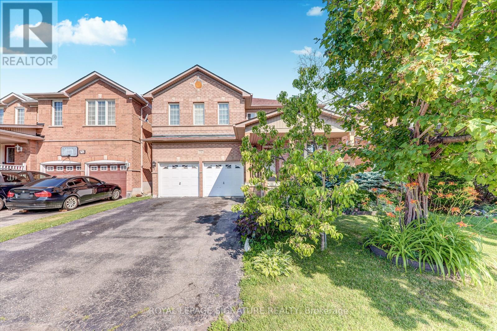 72 Fairhill Avenue, Brampton, Ontario  L7A 2E8 - Photo 3 - W12405978