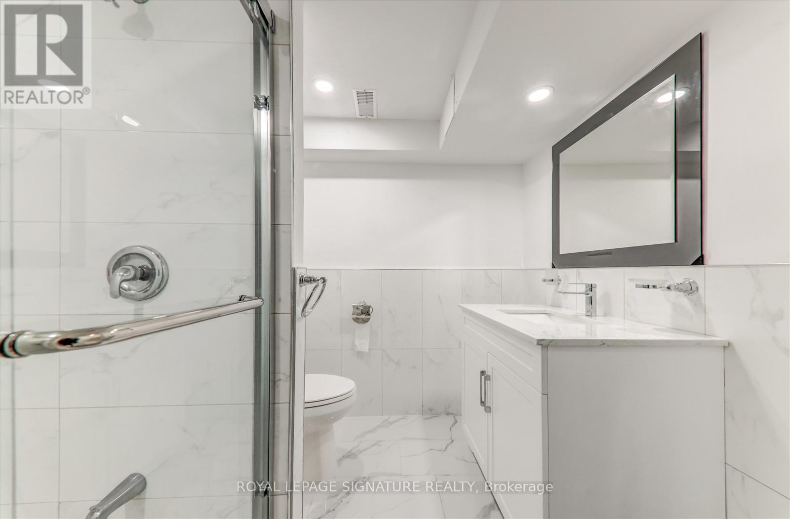 72 Fairhill Avenue, Brampton, Ontario  L7A 2E8 - Photo 36 - W12405978