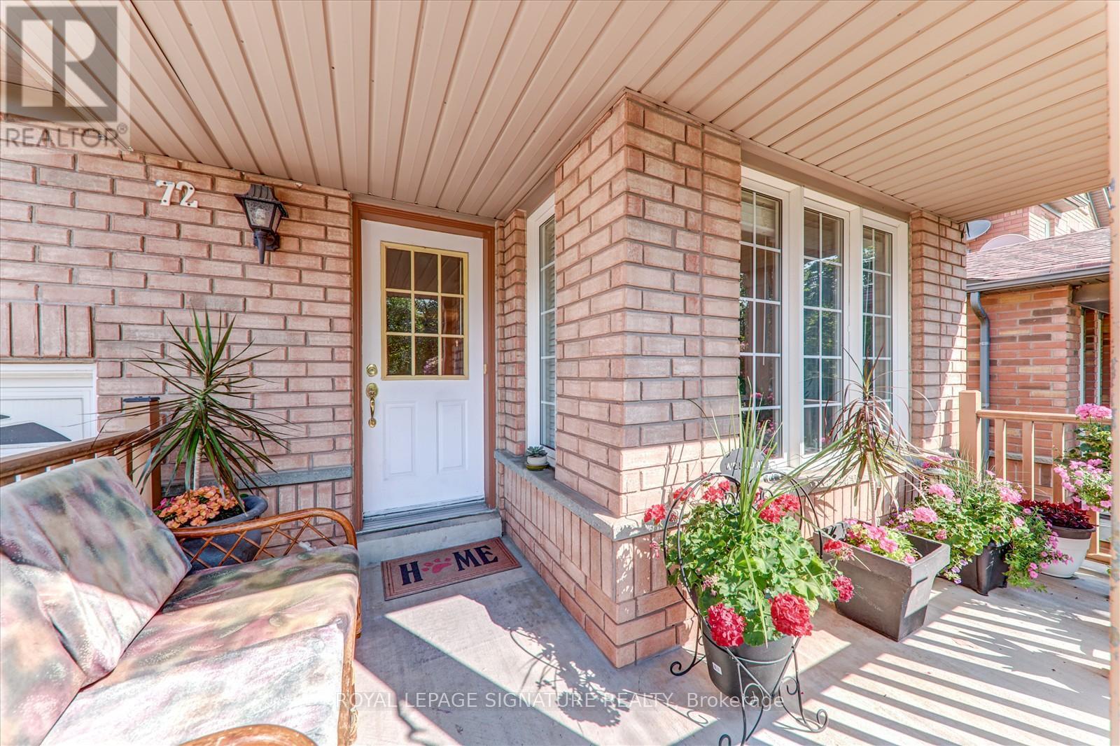 72 Fairhill Avenue, Brampton, Ontario  L7A 2E8 - Photo 5 - W12405978