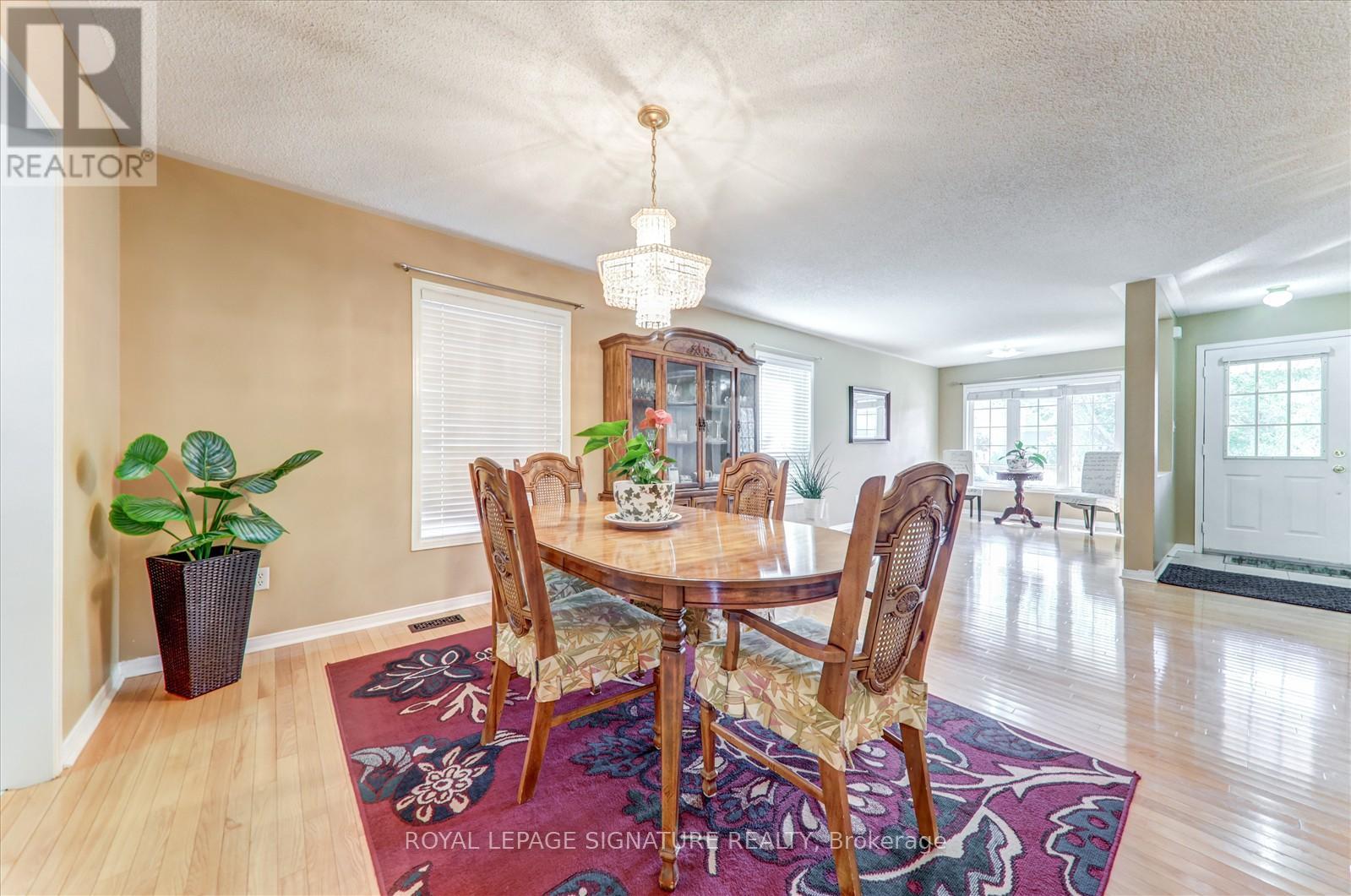 72 Fairhill Avenue, Brampton, Ontario  L7A 2E8 - Photo 9 - W12405978