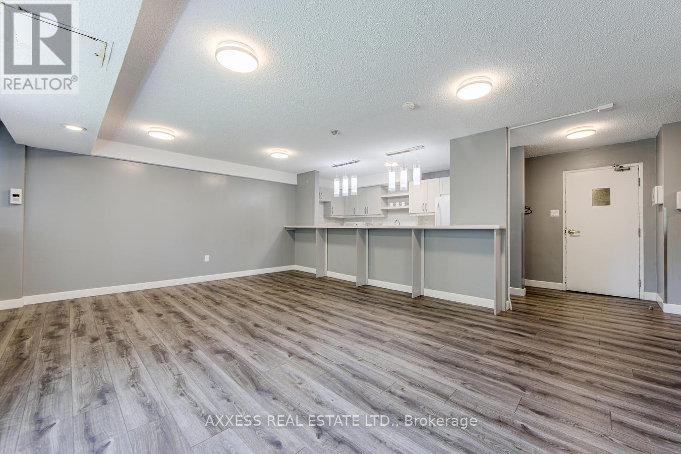 609 - 3590 Kaneff Crescent, Mississauga, Ontario  L5A 3X3 - Photo 25 - W12406006