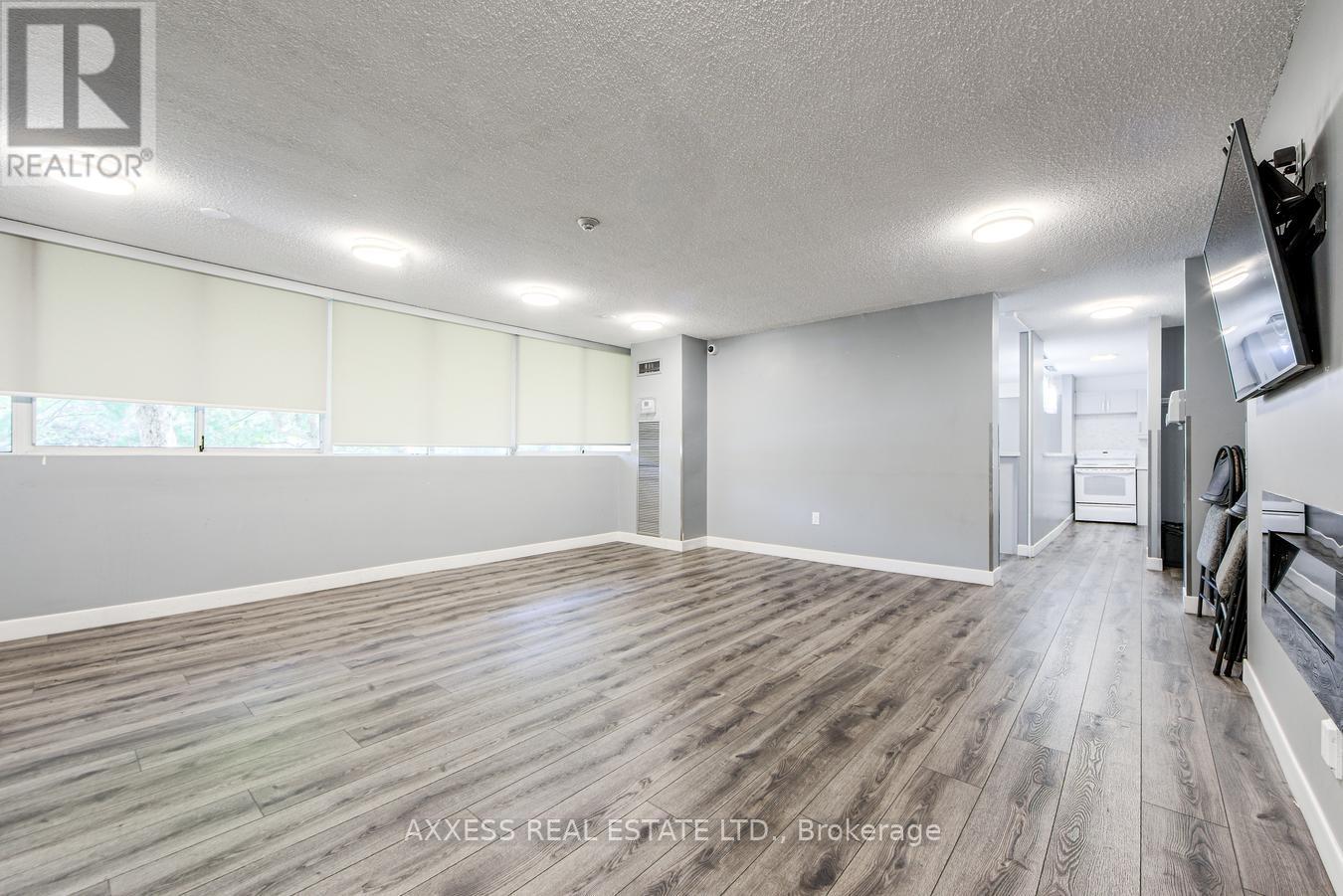 609 - 3590 Kaneff Crescent, Mississauga, Ontario  L5A 3X3 - Photo 26 - W12406006