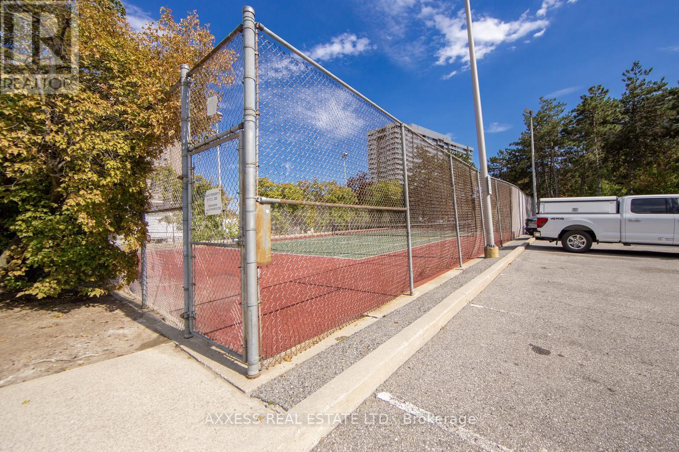 609 - 3590 Kaneff Crescent, Mississauga, Ontario  L5A 3X3 - Photo 31 - W12406006