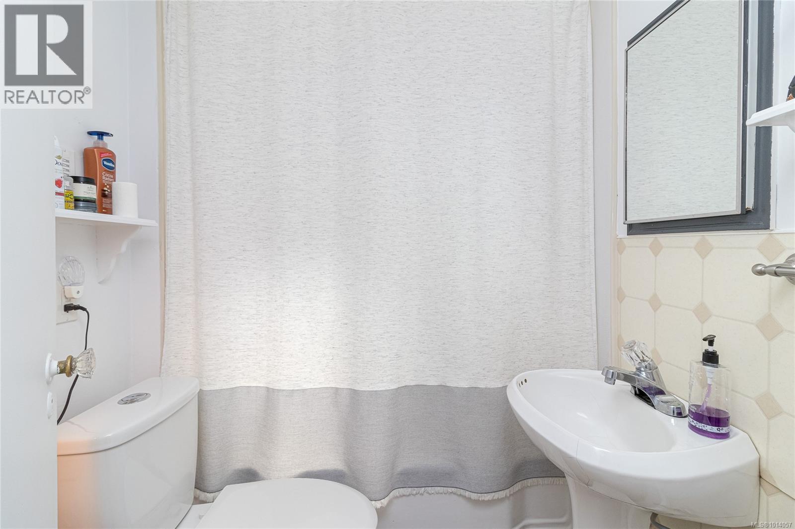 370 Richmond Ave, Victoria, British Columbia  V8S 3Y1 - Photo 30 - 1014057