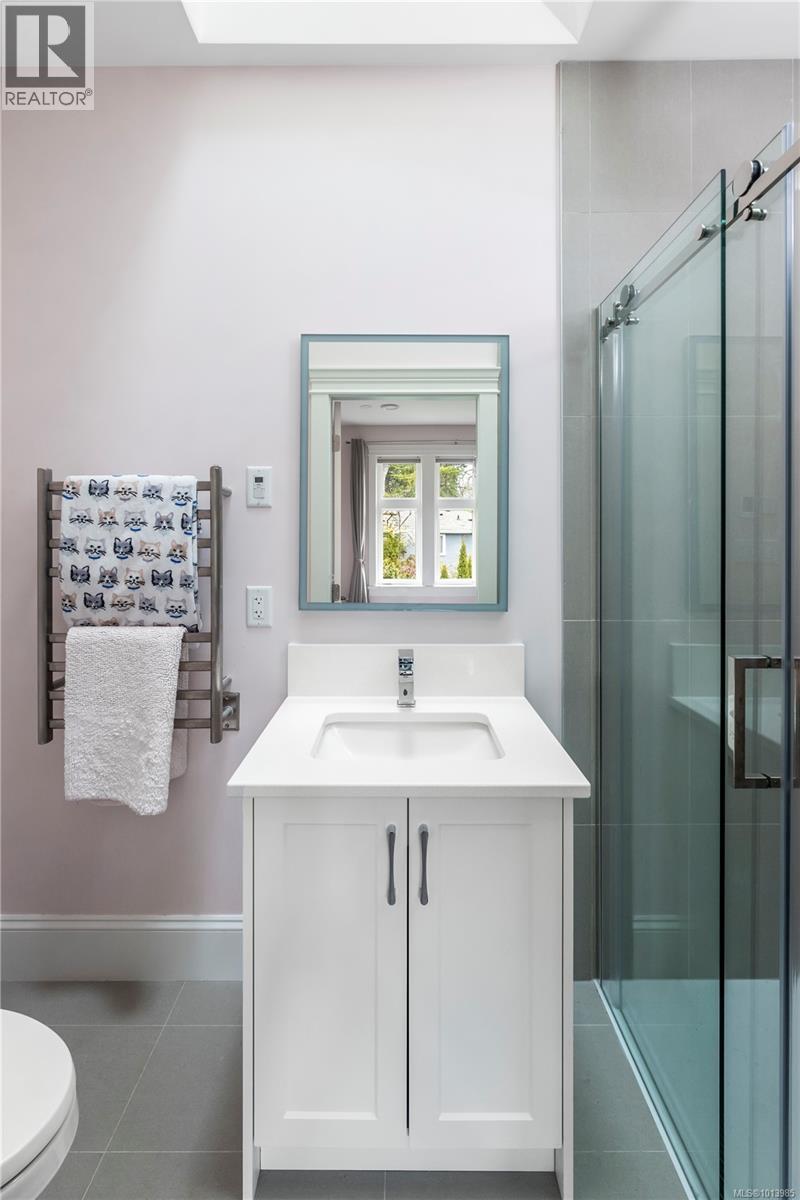 3350 Weald Rd, Oak Bay, British Columbia  V8R 6E3 - Photo 42 - 1013985