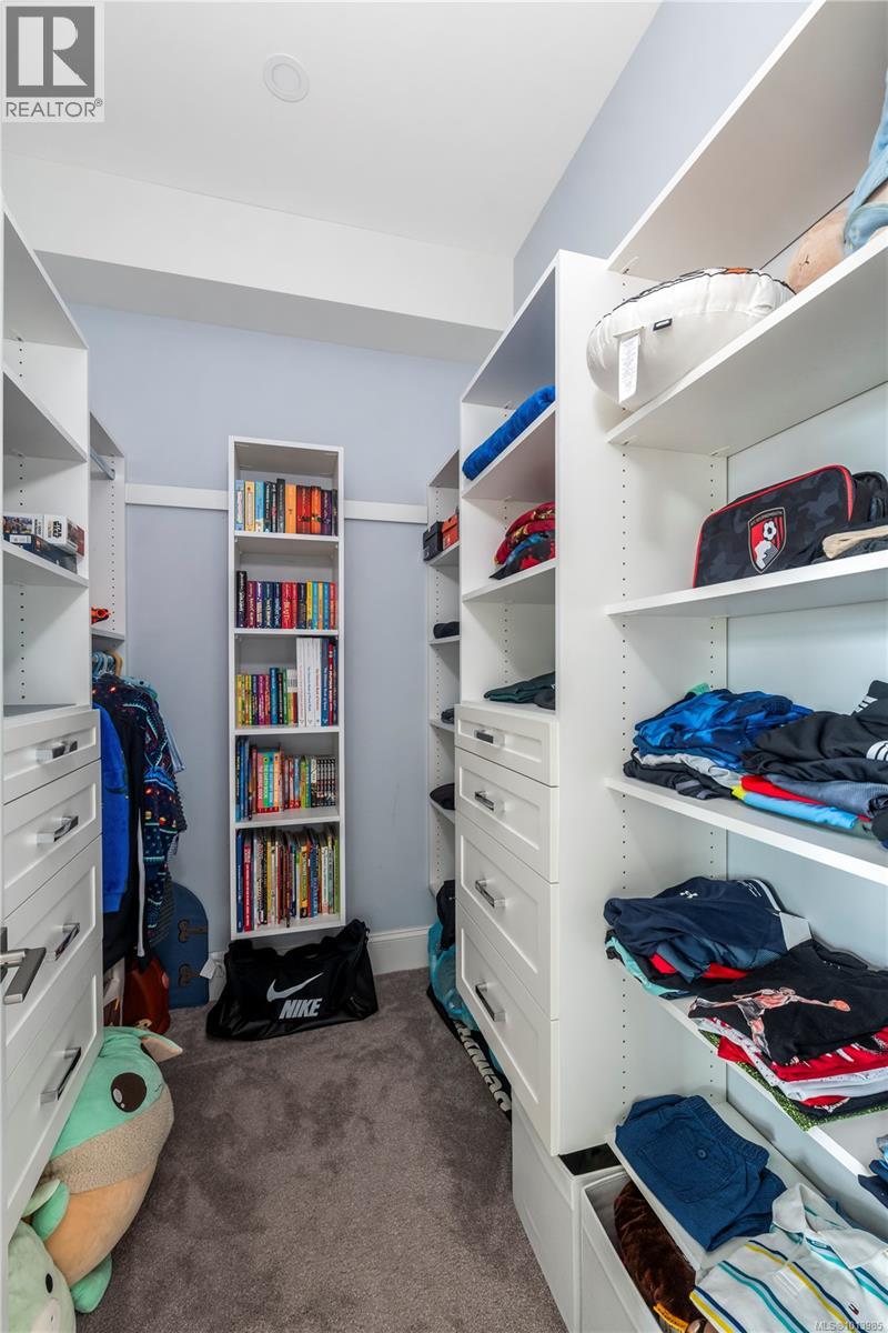 3350 Weald Rd, Oak Bay, British Columbia  V8R 6E3 - Photo 48 - 1013985