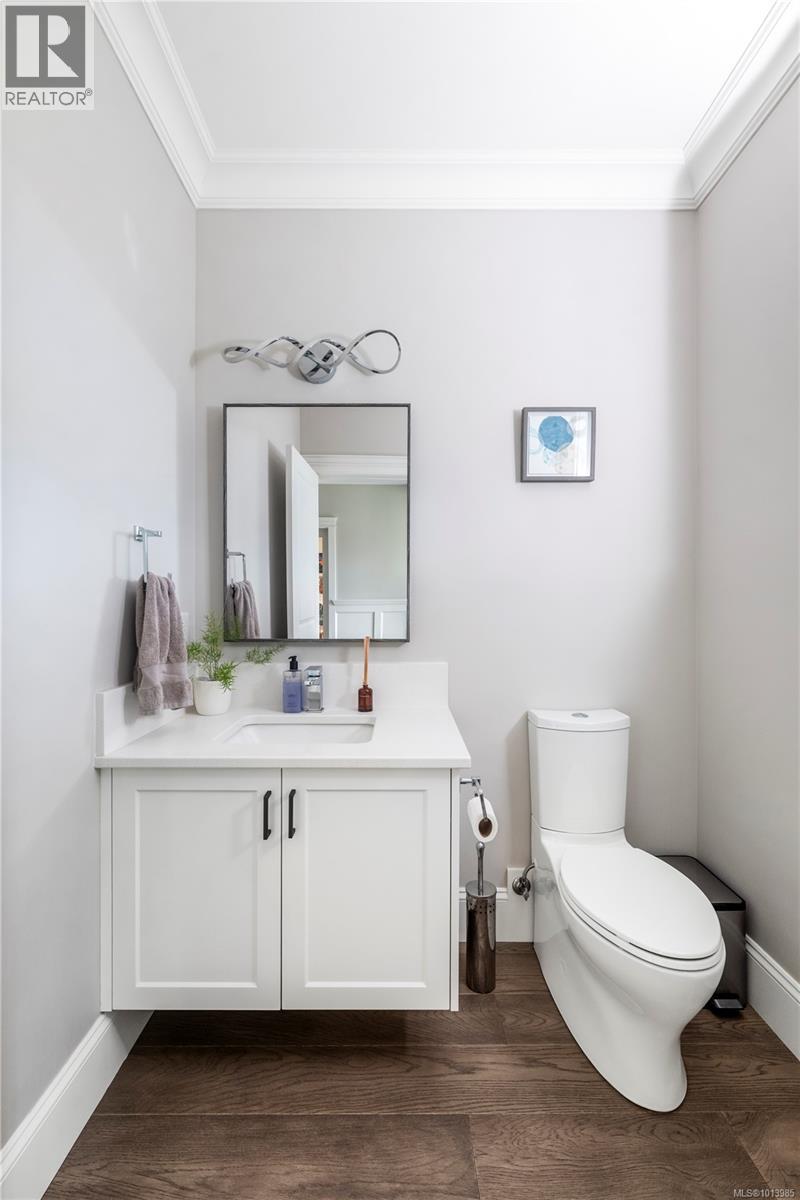 3350 Weald Rd, Oak Bay, British Columbia  V8R 6E3 - Photo 52 - 1013985