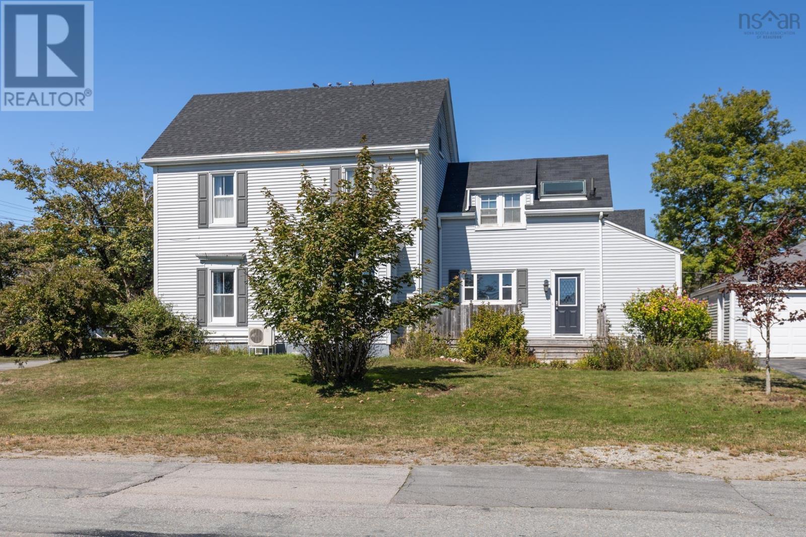 53 William Street, Yarmouth, Nova Scotia  B5A 1Y4 - Photo 4 - 202522935