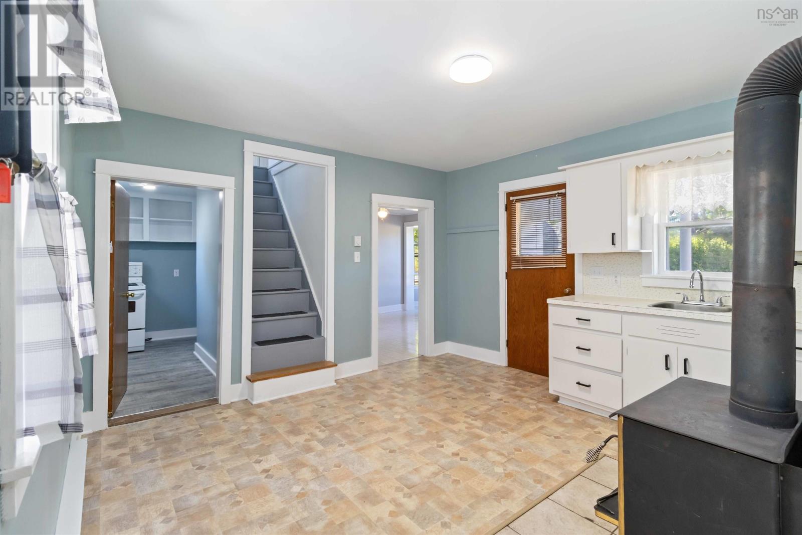 25 Mckeen Road, Pinehurst, Nova Scotia  B0R 1E0 - Photo 12 - 202521502