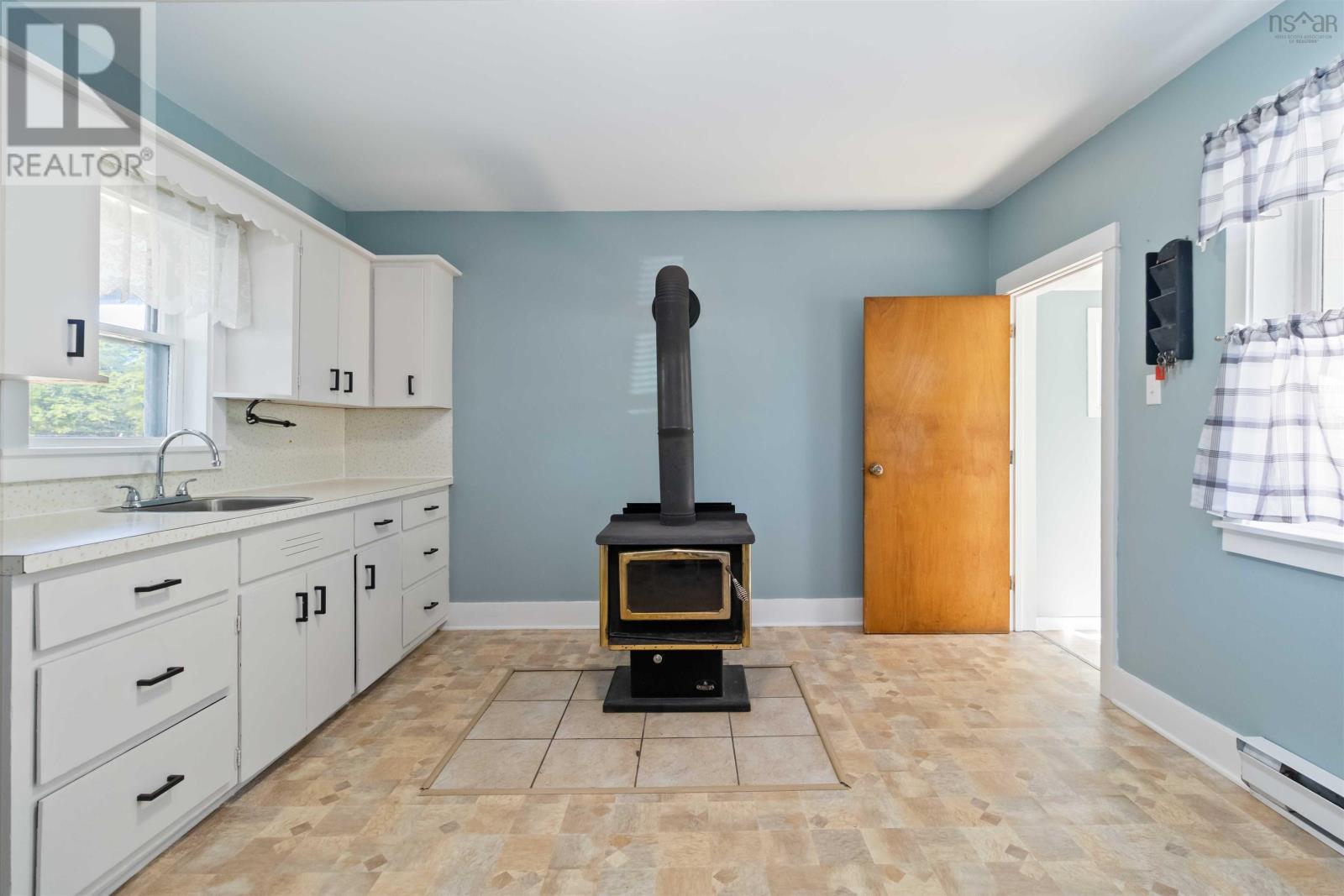 25 Mckeen Road, Pinehurst, Nova Scotia  B0R 1E0 - Photo 11 - 202521502