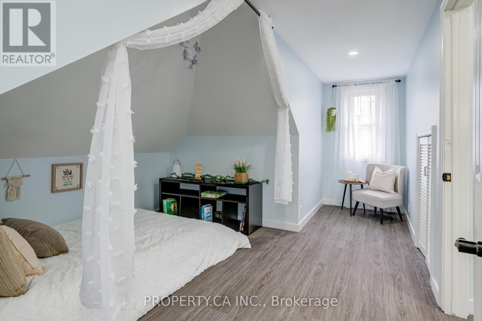 4722 Homewood Avenue, Niagara Falls (Cherrywood), Ontario  L2E 4Y3 - Photo 23 - X12405948