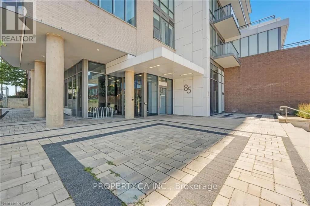 109 - 85 Duke Street W, Kitchener, Ontario  N2H 0B7 - Photo 3 - X12405991