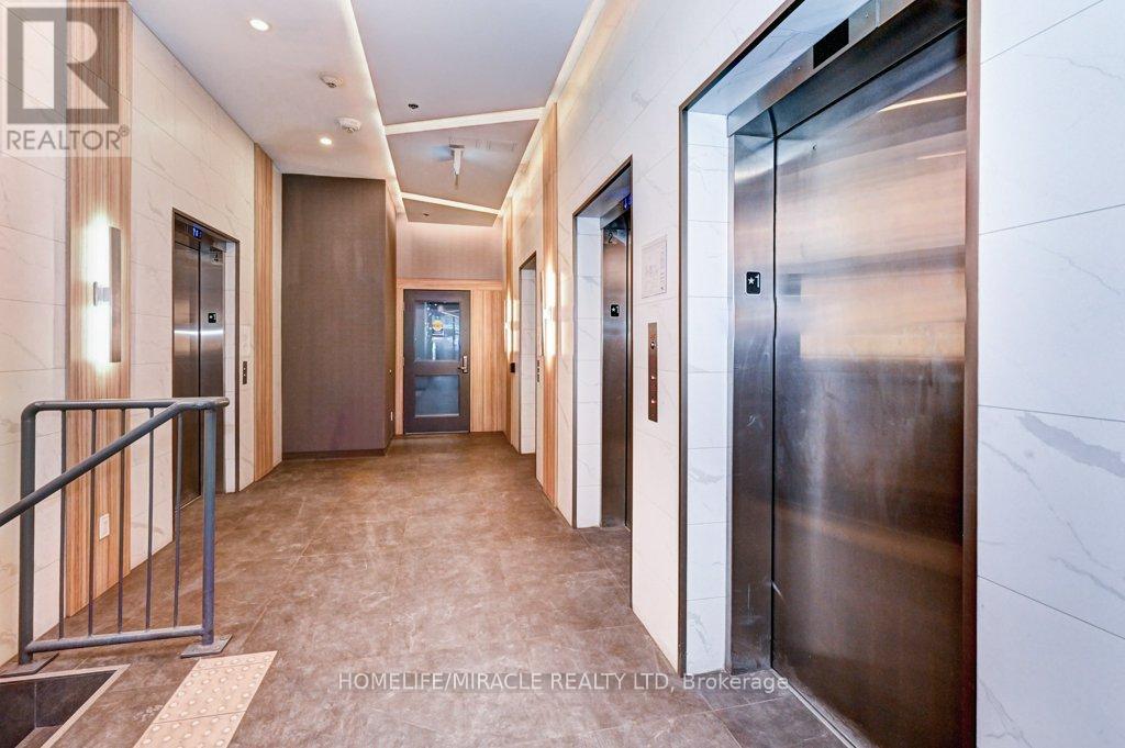 1213 - 60 Frederick Street, Kitchener, Ontario  N2C 0H7 - Photo 6 - X12406049