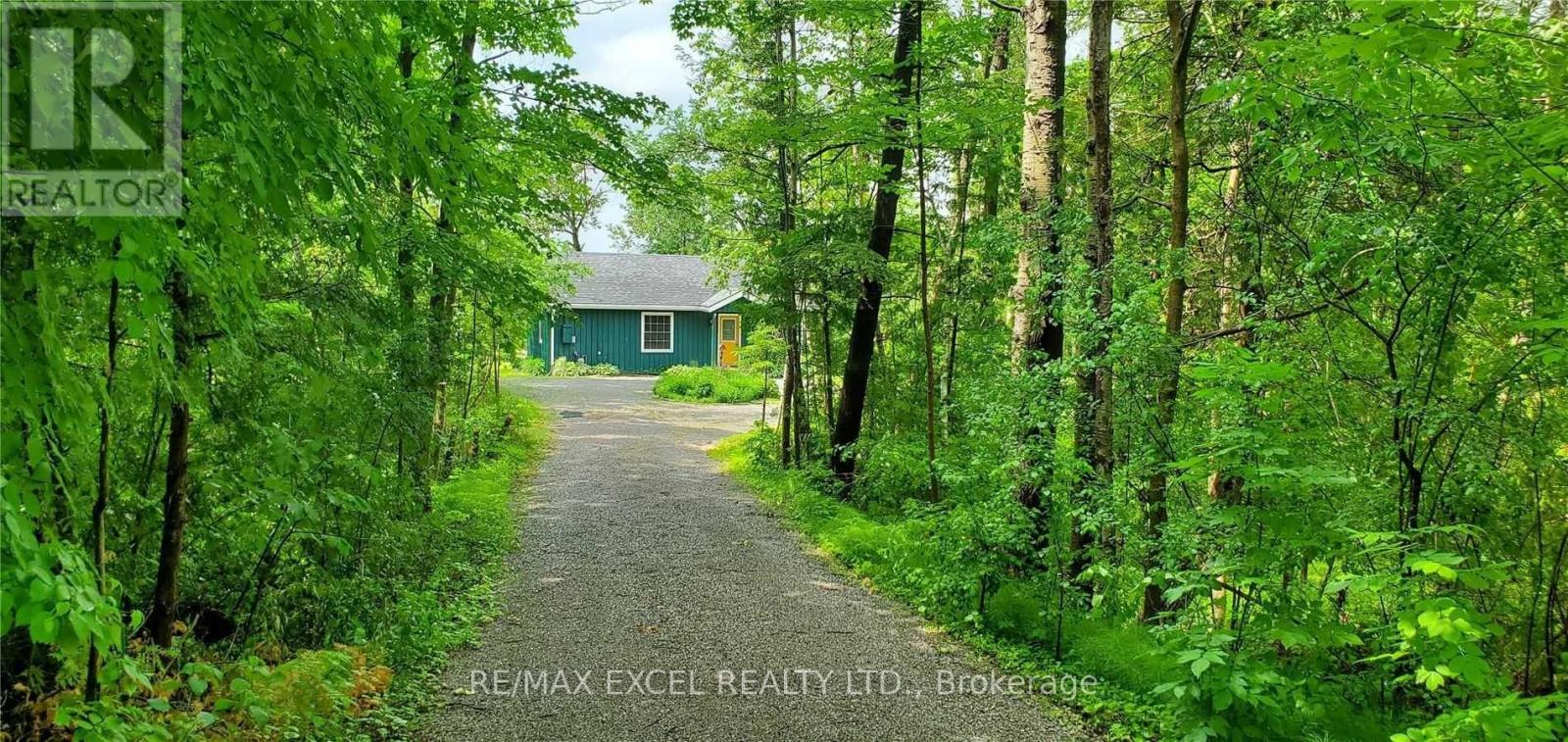97 Mcgill Drive W, Kawartha Lakes, Ontario  L0B 1K0 - Photo 2 - X12406056