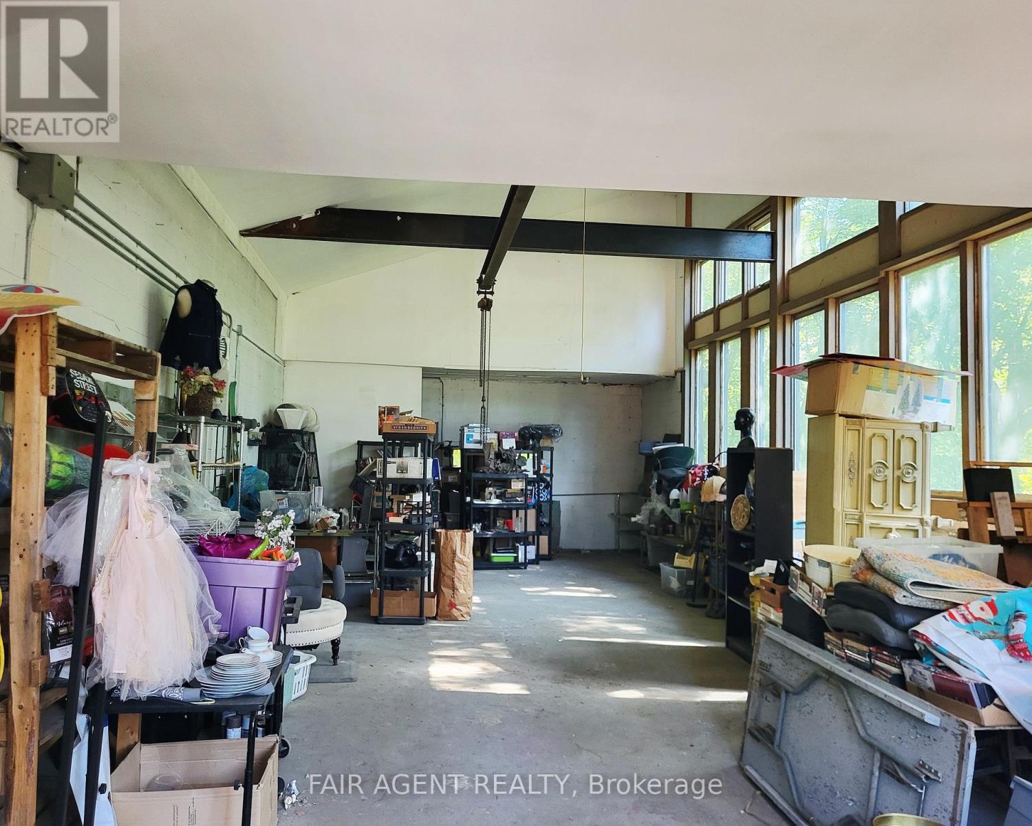 591 Concession 4 Road, Alfred And Plantagenet, Ontario  K0B 1L0 - Photo 14 - X12403565