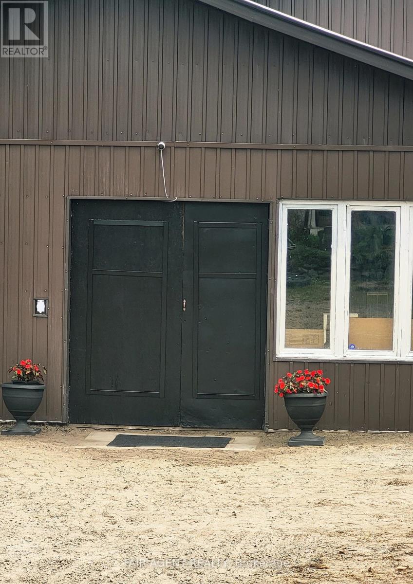 591 Concession 4 Road, Alfred And Plantagenet, Ontario  K0B 1L0 - Photo 13 - X12403565