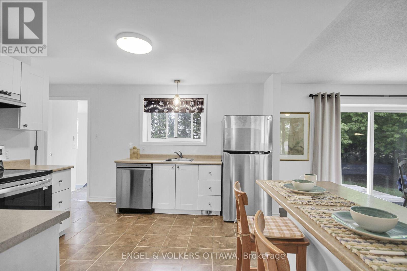 3000/2980 Roger Stevens Drive, Ottawa, Ontario  K0A 2T0 - Photo 39 - X12387271