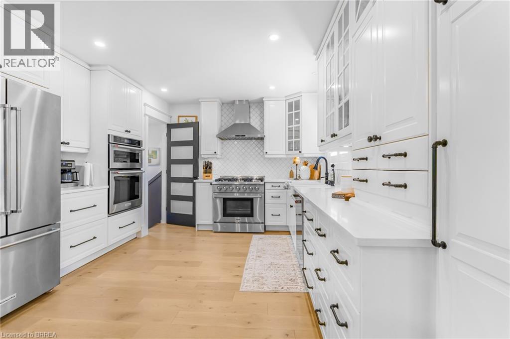 Property at 60 MOUNTAIN BROW Boulevard image 5