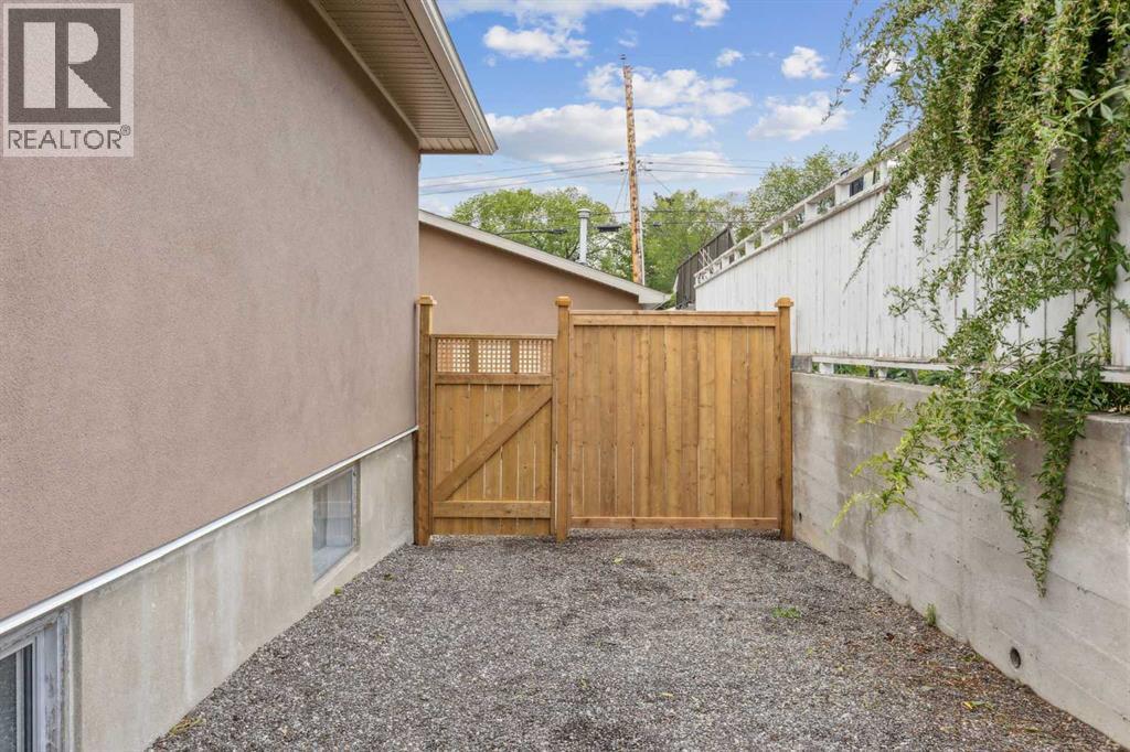 139 Cornwallis Drive Nw, Calgary, Alberta  T2K 1V3 - Photo 36 - A2239672