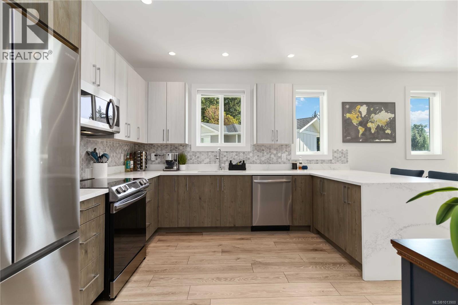 Lorem Ipsum Dolor, Langford, British Columbia  V9B  - Photo 5 - DEMO28868243