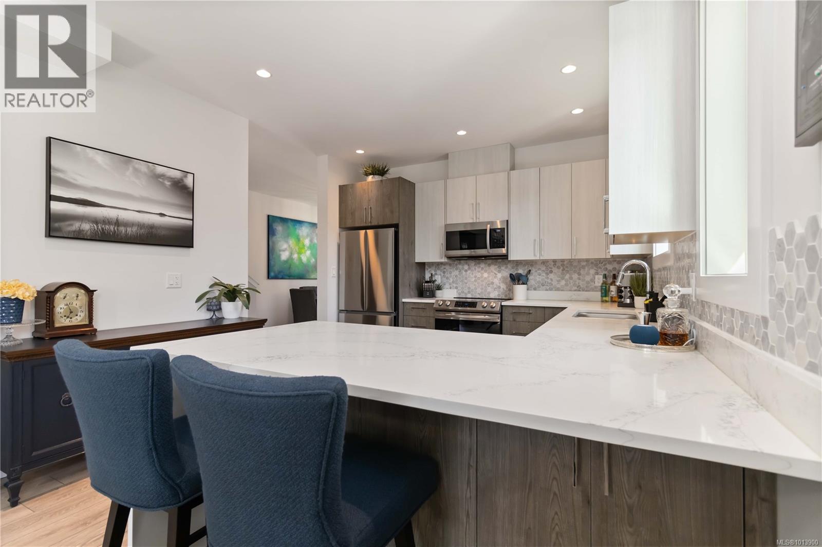 Lorem Ipsum Dolor, Langford, British Columbia  V9B  - Photo 3 - DEMO28868243