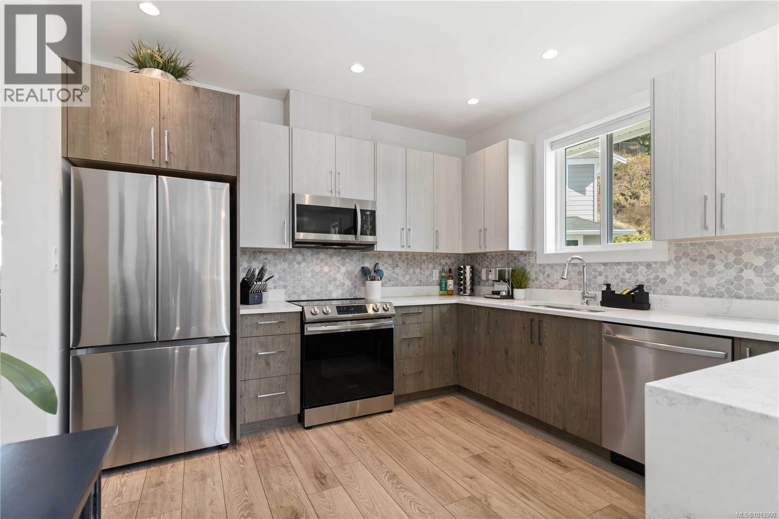 Lorem Ipsum Dolor, Langford, British Columbia  V9B  - Photo 4 - DEMO28868243