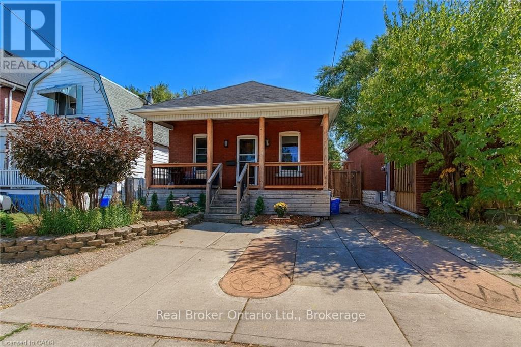 96 LONDON STREET N, Hamilton, Ontario