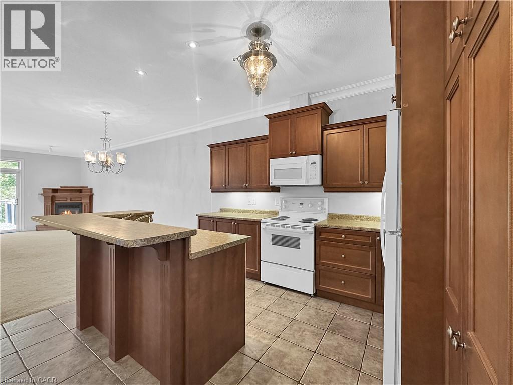 15 Iron Bridge Court, Caledonia, Ontario  N3W 0A4 - Photo 8 - 40770186