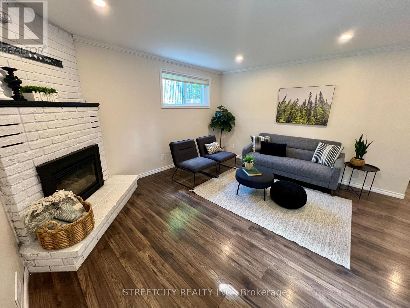 295 Walmer Grove, London North, Ontario  N6G 4G9 - Photo 29 - X12406300