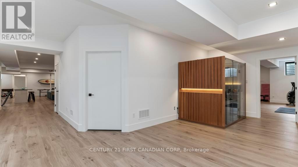3819 Deer Trail, London South, Ontario  N6P 1E6 - Photo 45 - X12406325
