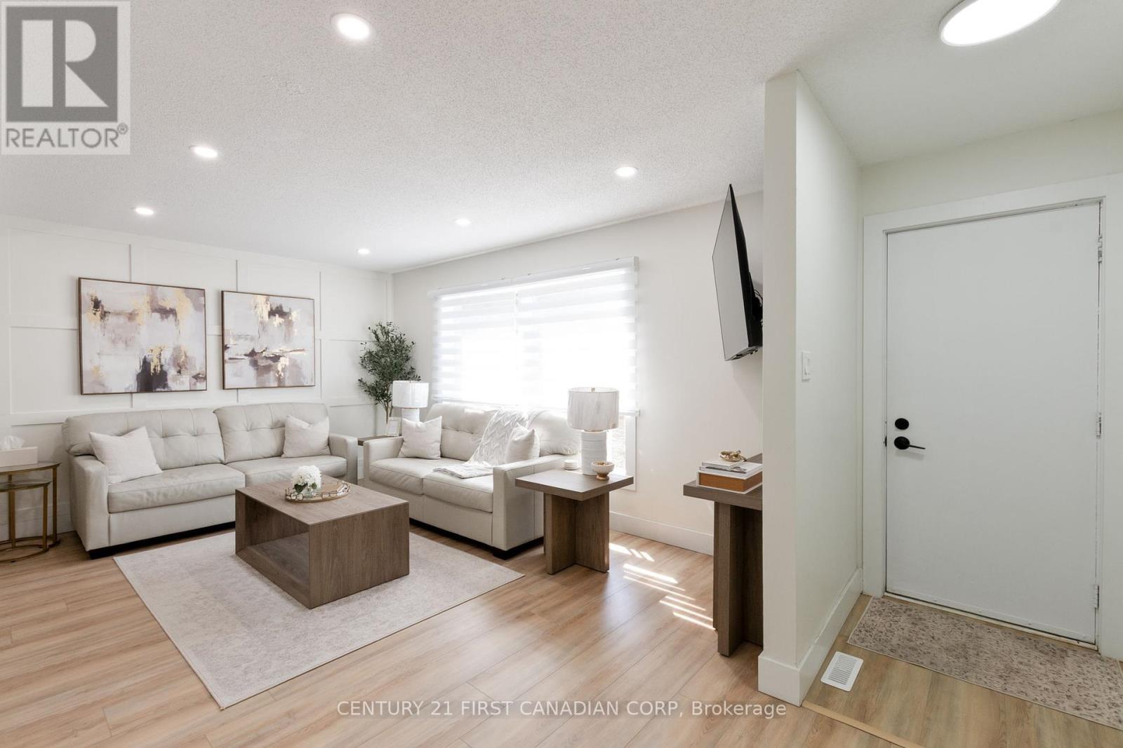 60 - 35 Waterman Avenue, London South, Ontario  N6C 5T8 - Photo 13 - X12406420
