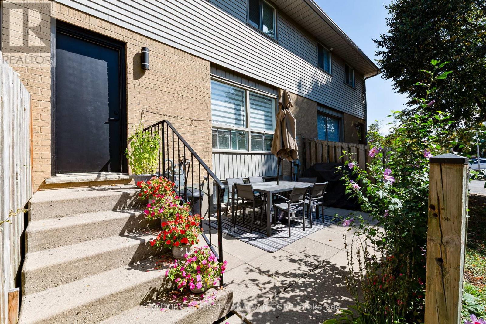 60 - 35 Waterman Avenue, London South, Ontario  N6C 5T8 - Photo 25 - X12406420